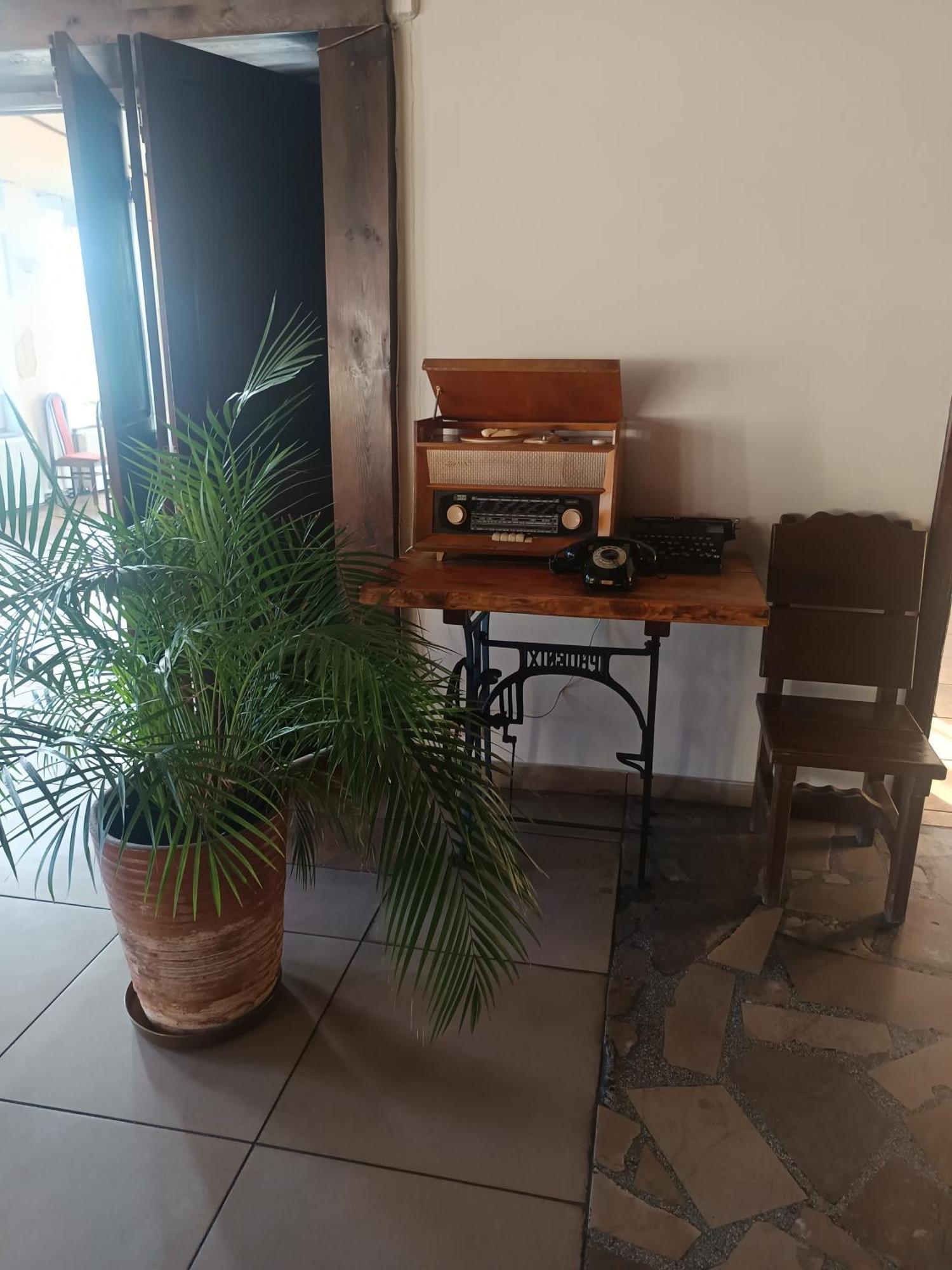 Zajazd Pod Kominkiem - Brzoza Kolo Torunia Exterior photo